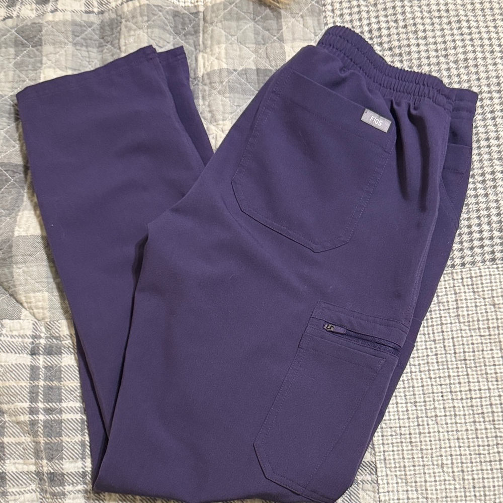 Figs Women's Cargo Pants in Deep Purple